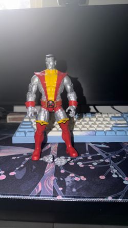 Marvel Legends Colossus