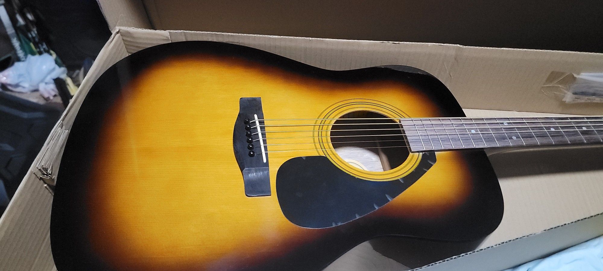 Yamaha Beginner Acoustic Guitar F310I, Tobacco Brown Sunburst