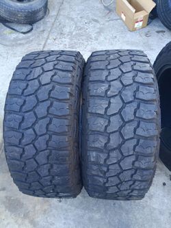 35x12.50R20 Thunderer Trac Grip M/T Tires (4)