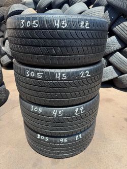 305//45//22 
Radar dimax 
90% de vida 
Dot 24 $240 all.4