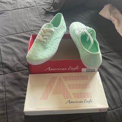 Women's American Eagle, New, Size 6)