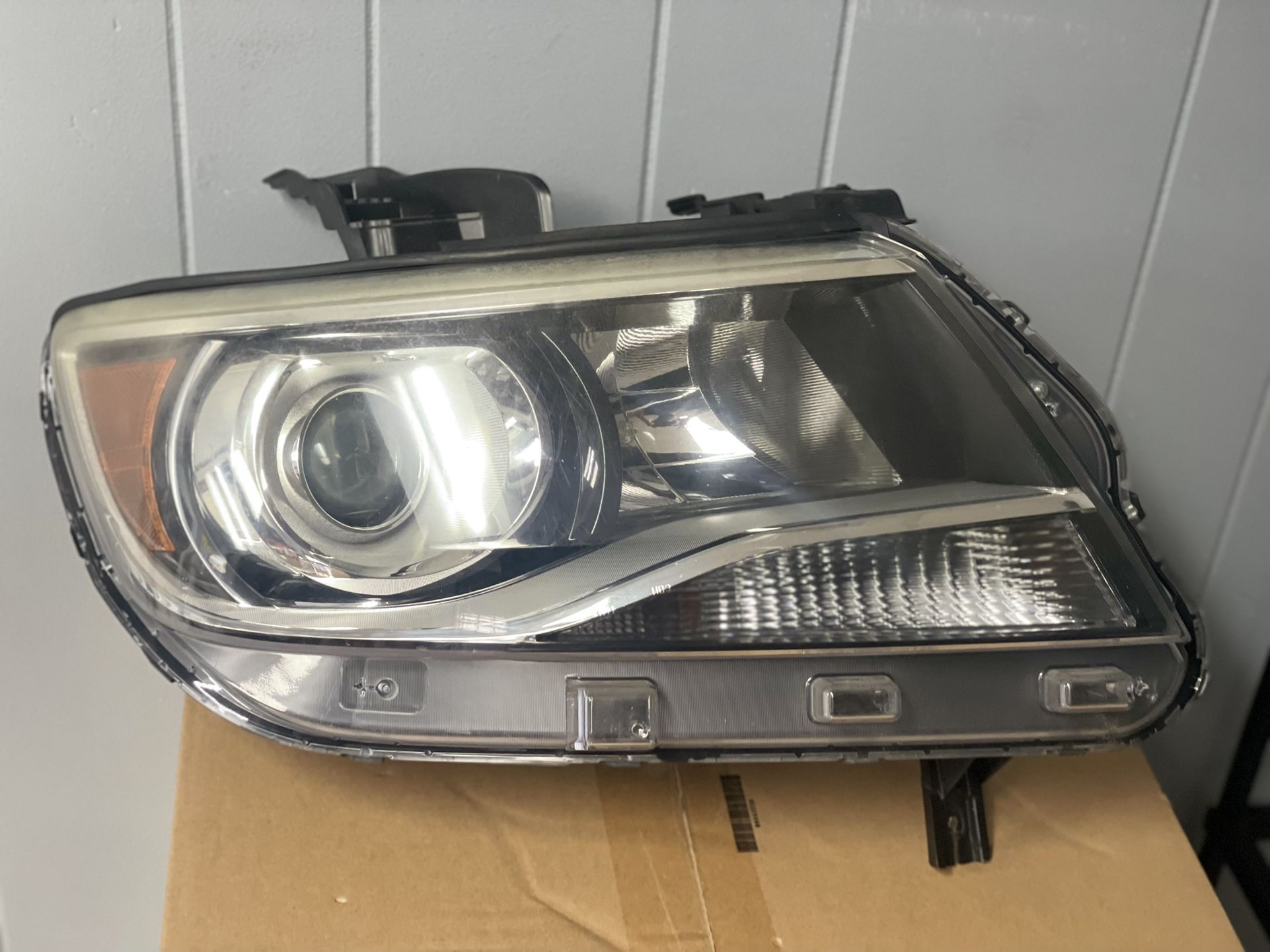 2015-2019 Chevy Colorado LED Tube DRL Dual Projector Headlights Headlamps