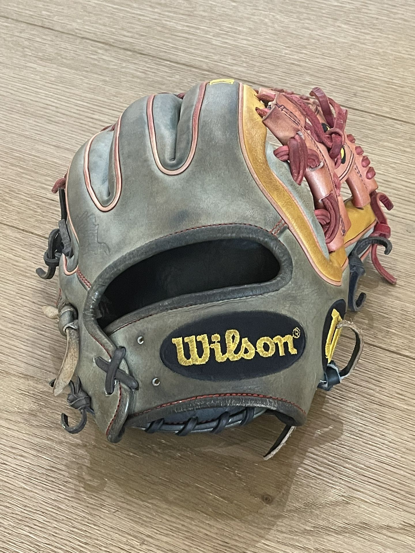 Wilson A2K Brandon Phillips 11.5 Infield Baseball Glove