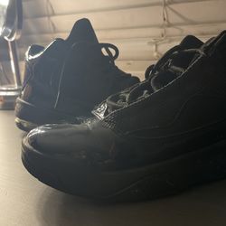 Jordan Max Aura 2 (Triple Black) (size 6)