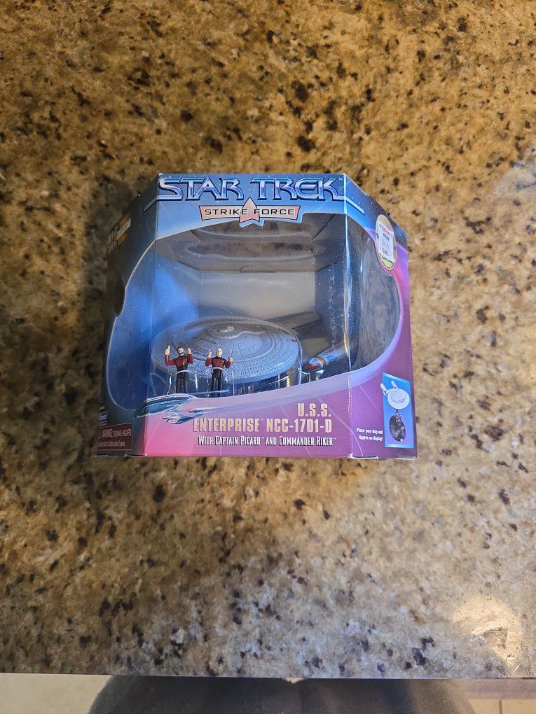 Star Trek Enterprise Toy New Never Opened 
