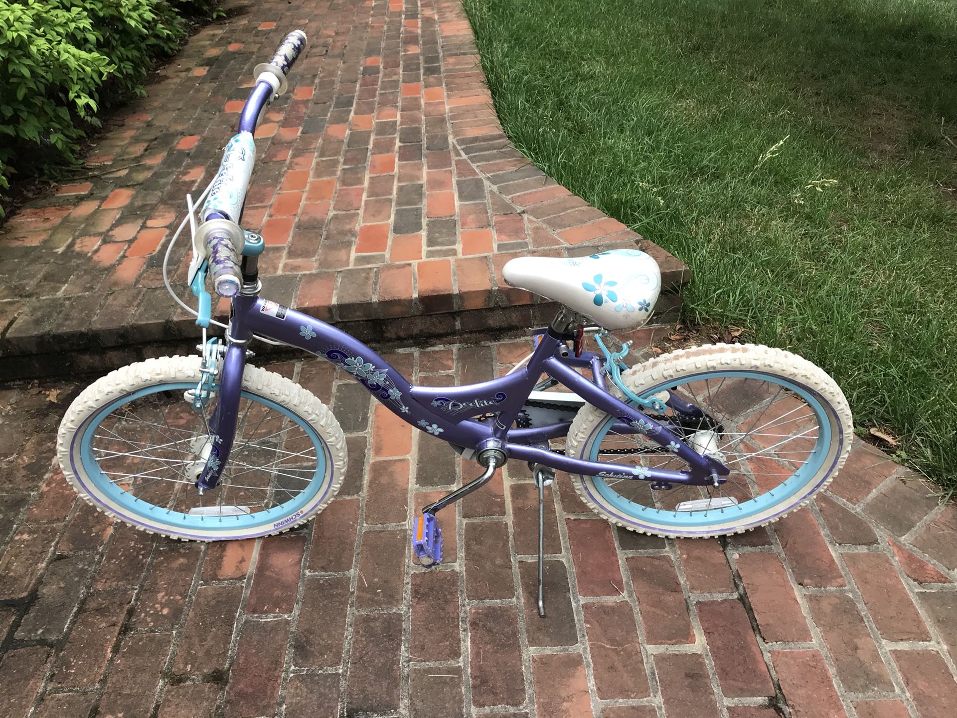 16” Schwinn kid bike