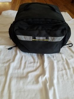 YAMAHA seat/ tank bag