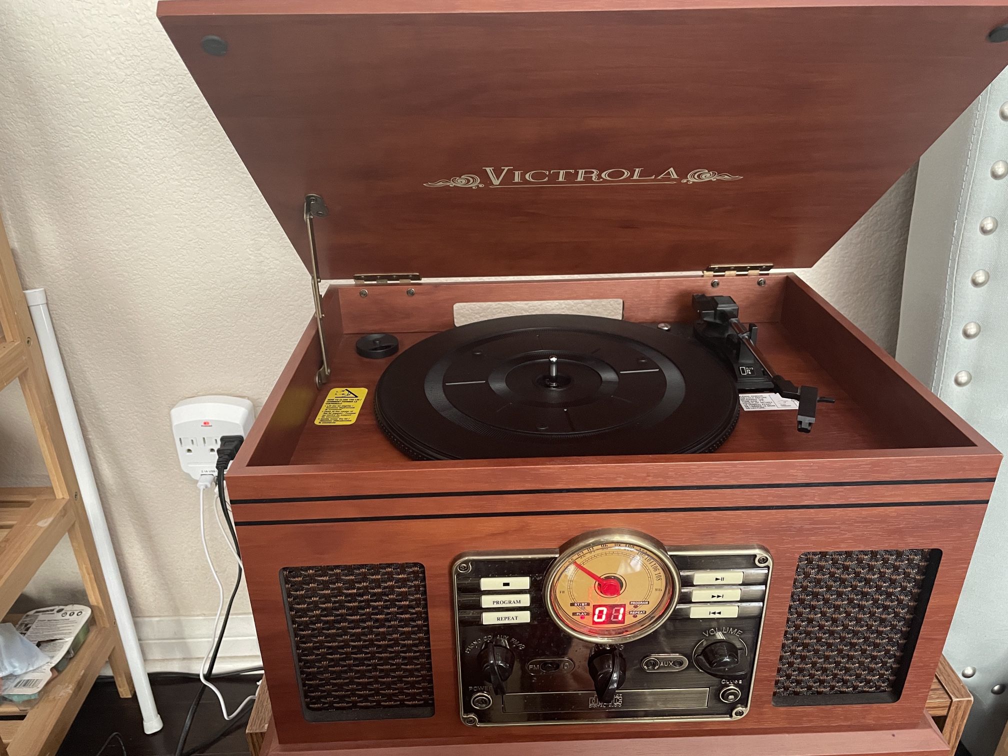 Victrola 6 In 1 Player