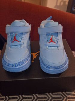 Baby blue toddler Air Jordan 6