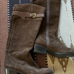 Audrey Brooke Suede 7 1/2 Boots