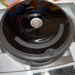 Roomba iRobot Vacuum 