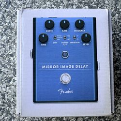 Fender. Mirror Image Delay (guitar effects pedal)