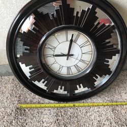 Clock Brown 20”