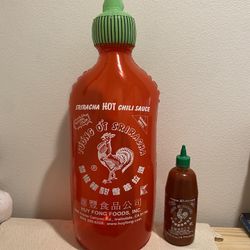 Inflatable Sriracha Hot Chili Sauce Rare