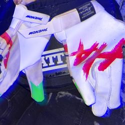 Football Gloves 