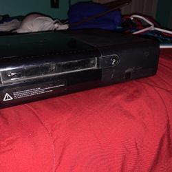 Xbox One (250 G)