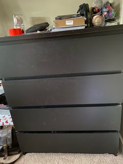 Black 4-Drawer Dresser