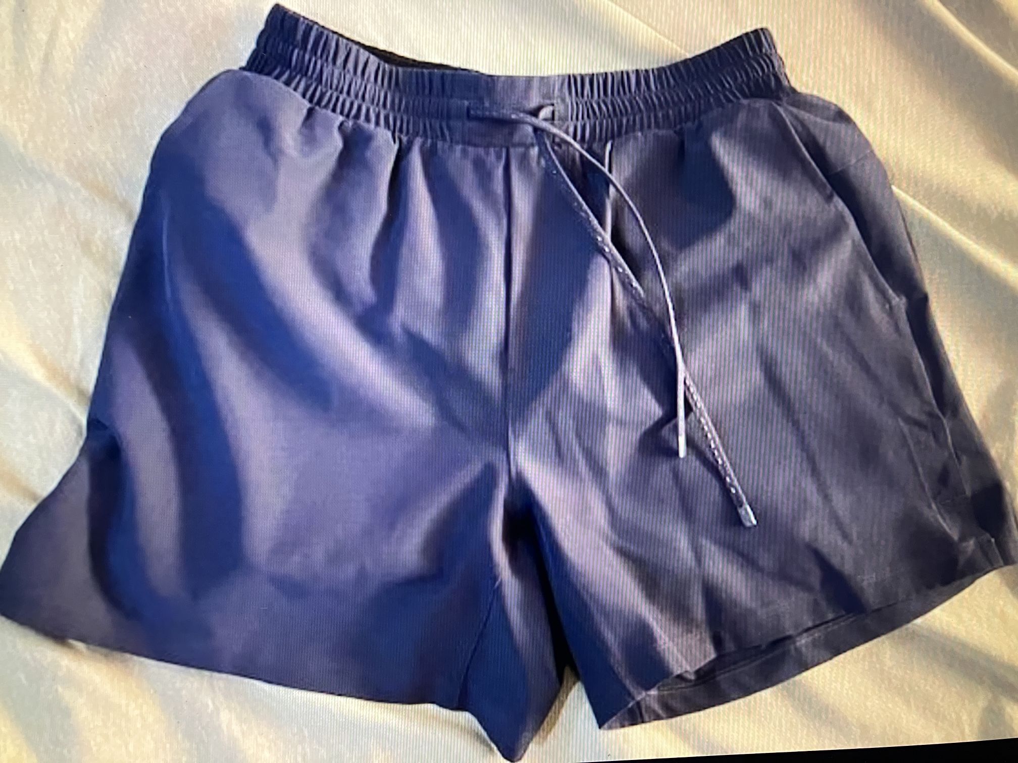 Lululemon Like New Size Small Swim Shorts