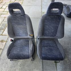 Acura Integra Front Seats