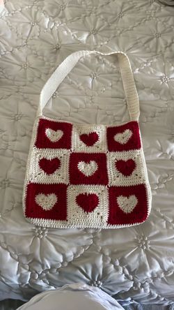 Lover’s Messenger Bag ❤️🤍