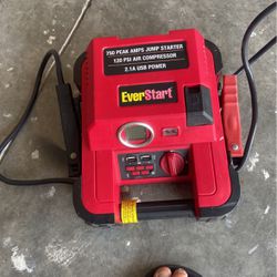 EverStart Battery Jumpstart 