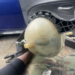 BMW 528i Expansion Tank 2015 