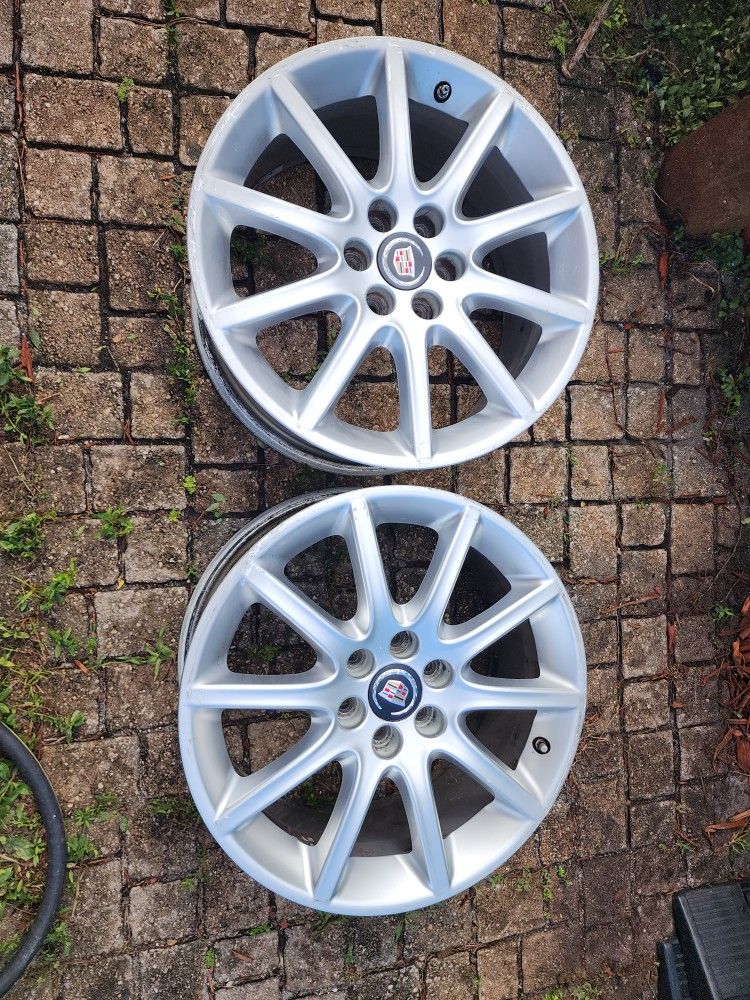 StS V Cadillac Rims 18x8.5 ,6x115 Lug Pattern Good Condition