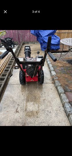 Toro snow blower