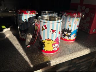 Hello kitty Tins