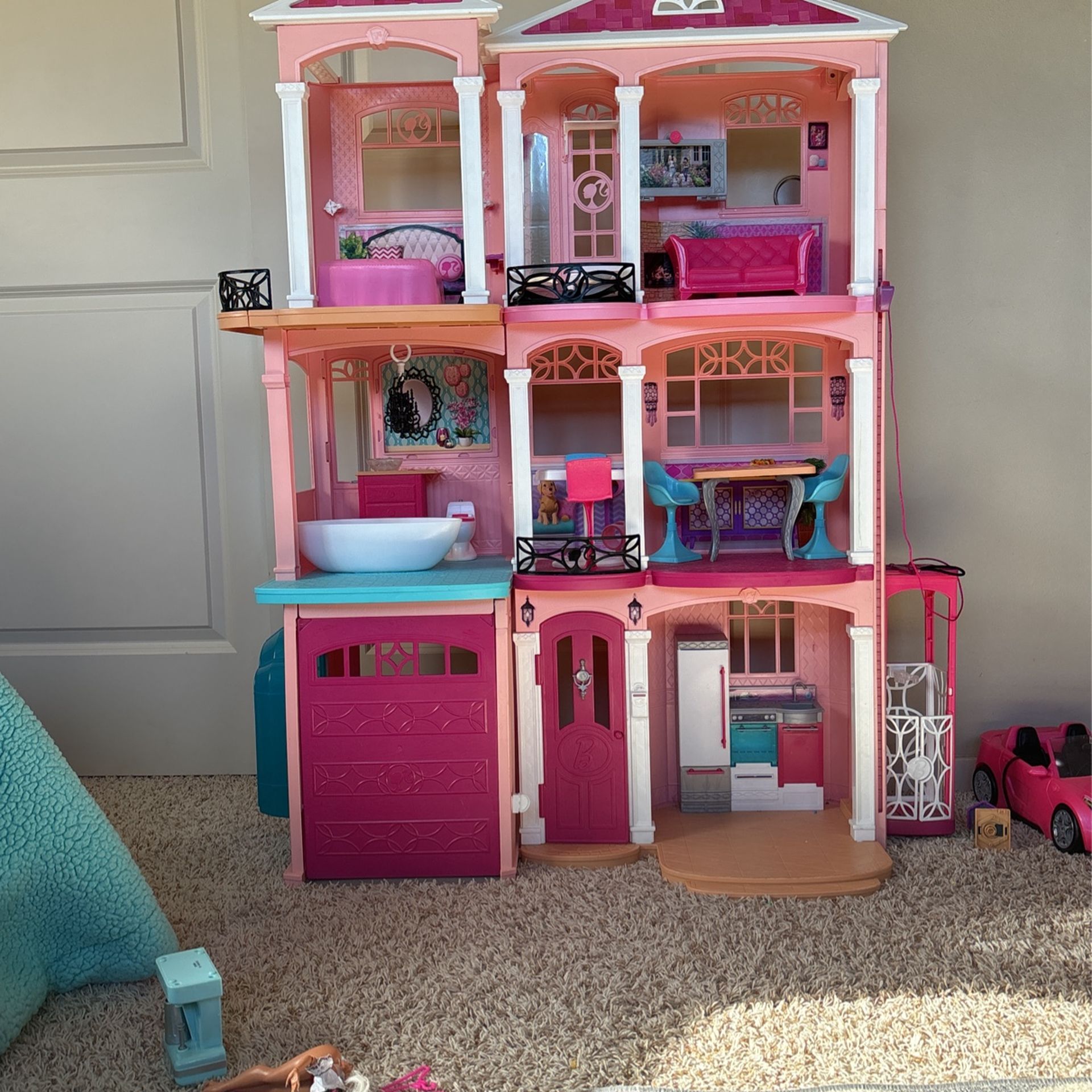 Barbie Dream house