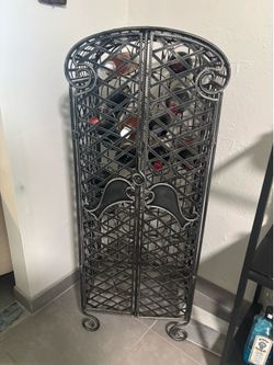 Wine bottle storage