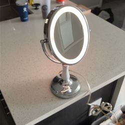 Conair Magnifying Mirror