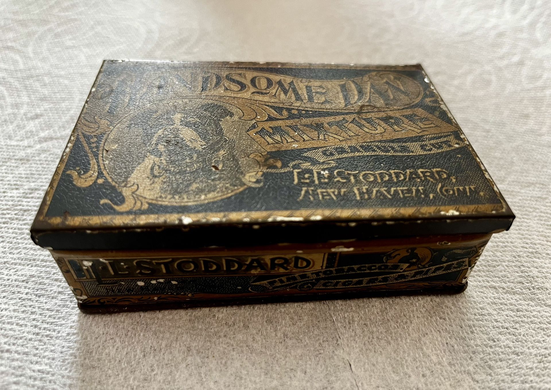 how did tobacco farming change settlement at jamestown Tobacco had been cultivated and smoked by Native Americans for centuries before Christopher Columbus introduced it to Europe. Jane Pauley reports on how growing tobacco became America's first cash crop – and