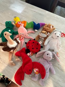 27  Beanie Babies