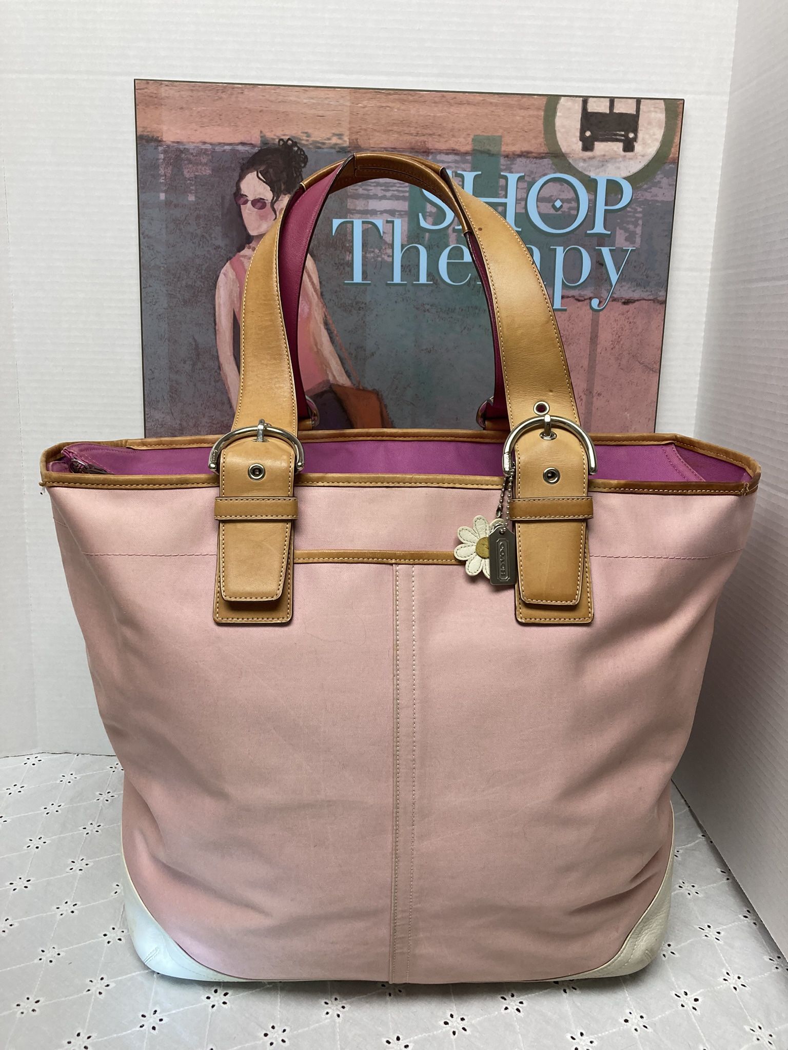 Coach SOHO Ex Large Tote~ EUC