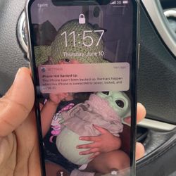 iphone XS Color Gold