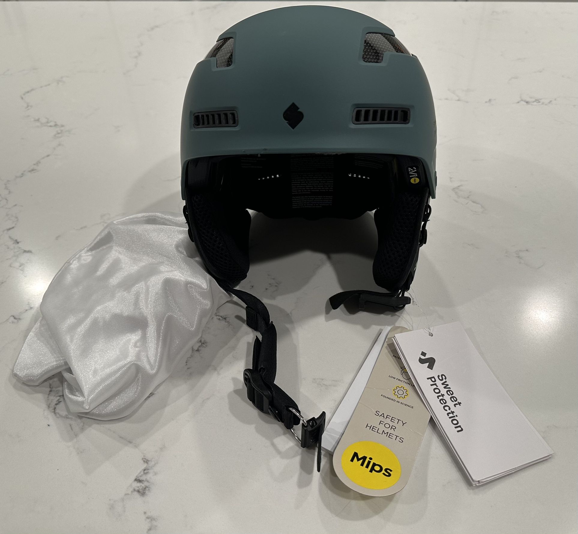 Sweet Protection 2Vi New With Tags Ski Snowboard Helmet