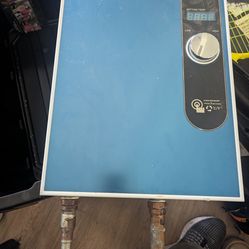 Water heater eemax