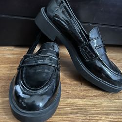Faux Loafer Narrow Toe Box
