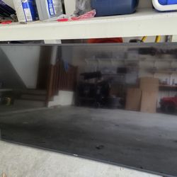 65 inch Samsung TV