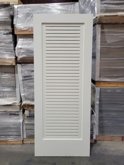 Vented solid door