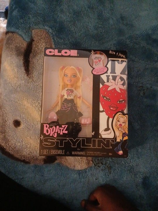CLOE BRATZ STYLIN' Doll