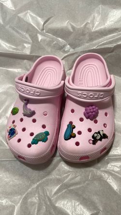 Crocs pink(Big Kids Y2, Women’s 6)