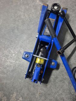 Car jack/ star wrench/ OBD 2 READER