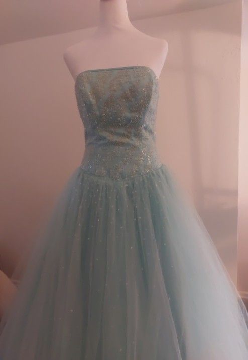 Mori Lee Aqua Sequined In Size 9/10.