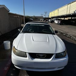 2003 Ford Mustang