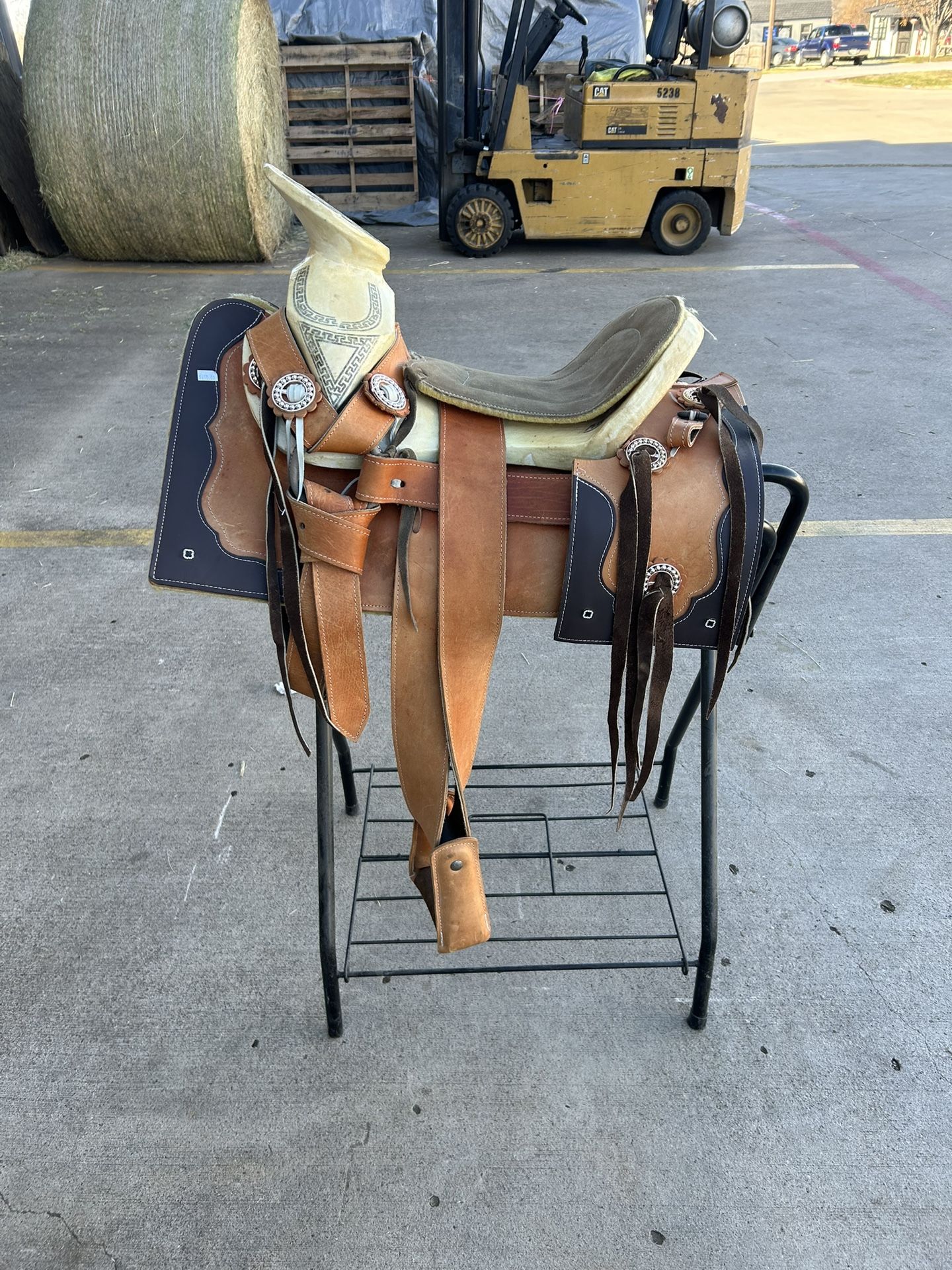 PONY SADDLE