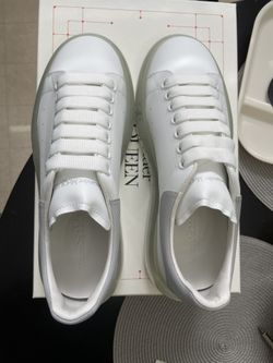 Glow in the dark alexander cheap mcqueen's