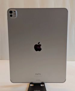 iPad Pro 13in M4 256GB With 5G Cellular Unlocked