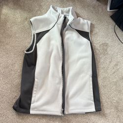 Levelwear Men’s Zip Up Vest. Size Large